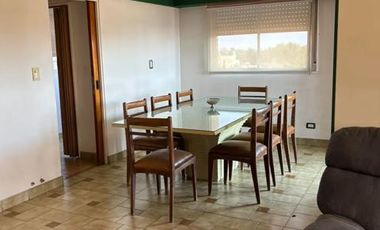 Departamento 6 ambientes en venta en Castelar