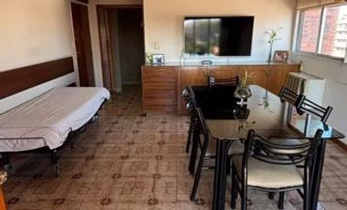 Departamento 6 ambientes en venta en Castelar
