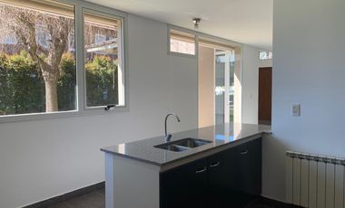 Venta casa 4 dormitorios.  BARRIO CERRADO SAN MARINO - FUNES