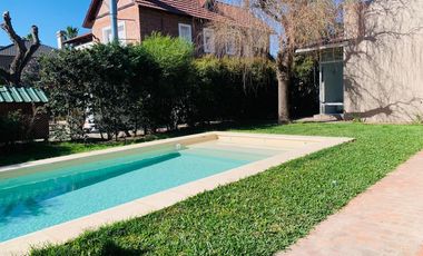 Venta casa 4 dormitorios.  BARRIO CERRADO SAN MARINO - FUNES