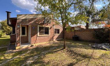 Casa en venta en Funes de 1 dormitorio en lote de 500 mts 2