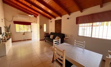 Casa en venta en Funes de 1 dormitorio en lote de 500 mts 2