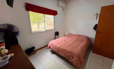 Casa en venta en Funes de 1 dormitorio en lote de 500 mts 2