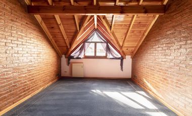 VENTA CASA 4 AMB COCHERA 2 AUTOS QUINCHO VALENTIN ALSINA LANÚS