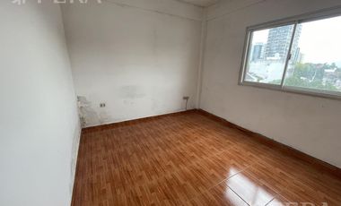 Venta departamento 2 ambientes con balcón en Wilde