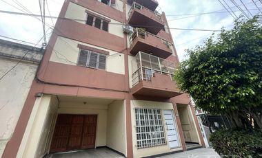 Venta departamento 2 ambientes con balcón en Wilde