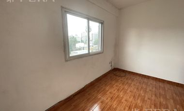 Venta departamento 2 ambientes con balcón en Wilde