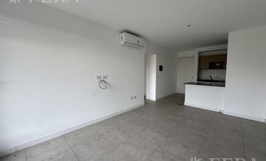 Venta departamento 2 ambientes con balcón en Greenville Polo y Resort