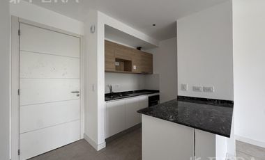 Venta departamento 2 ambientes con balcón en Greenville Polo y Resort