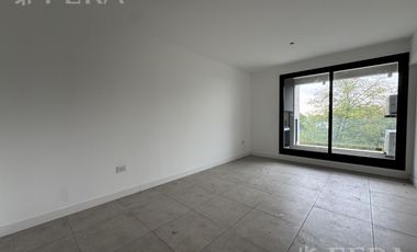 Venta departamento 2 ambientes con balcón en Greenville Polo y Resort