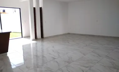 Casa en venta en Oaxtepec Centro, Yautepec, Morelos