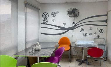 Venta de Oficina Col. Del Maestro Monterrey N.L.