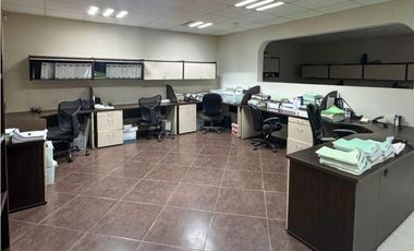 Venta de Oficina Col. Del Maestro Monterrey N.L.