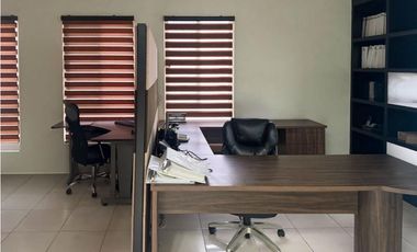 Venta de Oficina Col. Del Maestro Monterrey N.L.