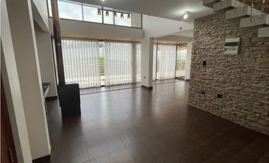 ARRIENDO CASA TOLHUACA - QUILPUE - 4D 3B 5E