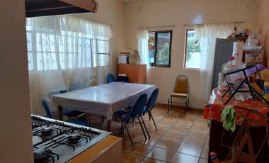 OPORTUNIDAD PARA DESARROLLADORES: Casa en Venta a un costado del Autódromo Hnos. Rodríguez!!