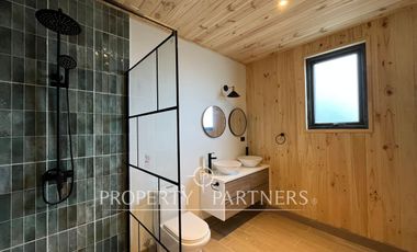 Moderna casa en condominio consolidado