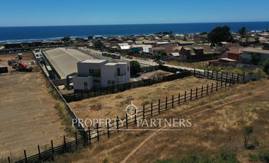 Pichilemu, Excelente Oportunidad Comercial en Playa Hermosa