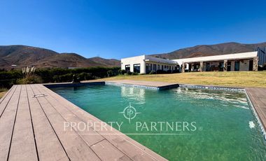 Espectacular y amplia casa en Condominio Vistabella, Altovalsol