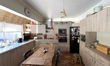 Casa en Venta en Callejón Pedro León Gallo. Placilla Morales