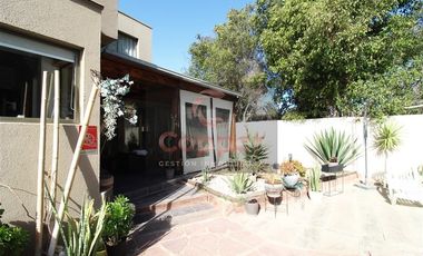 Casa en Venta en Callejón Pedro León Gallo. Placilla Morales