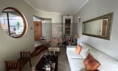 Casa en Venta en Callejón Pedro León Gallo. Placilla Morales