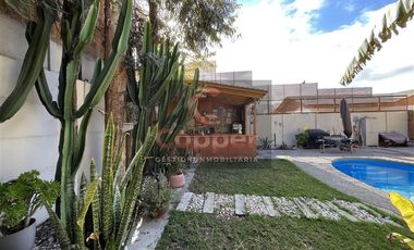 Casa en Venta en Callejón Pedro León Gallo. Placilla Morales