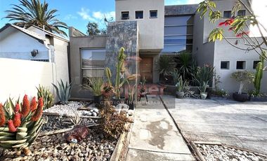 Casa en Venta en Callejón Pedro León Gallo. Placilla Morales