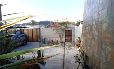 Casa en Venta en Callejón Pedro León Gallo. Placilla Morales
