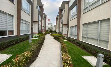 CASA RENTA EL LIMONAR MITAD DEL MUNDO