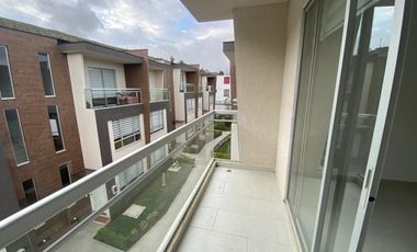 CASA RENTA EL LIMONAR MITAD DEL MUNDO