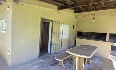 CASA QUINTA EN MORENO