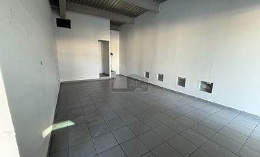 Local Comercial en Ave Fundadores, Monterrey NL