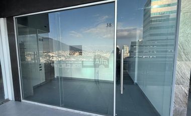 Local Comercial en Ave Fundadores, Monterrey NL