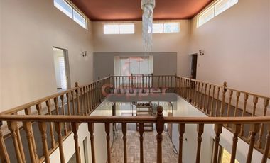 Casa en Arriendo en Ayacucho esquina Juan Martizez