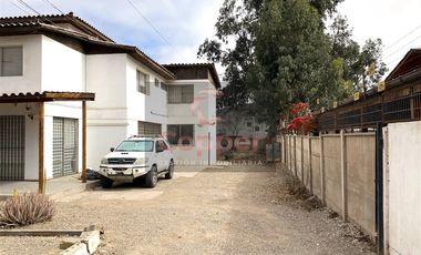 Casa en Arriendo en Ayacucho esquina Juan Martizez