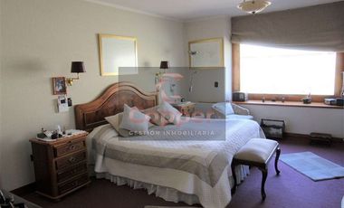 Casa en Arriendo en El Inca con Leonidas Pérez