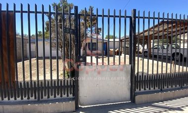 Casa en Venta en Entre Ramon Freire y Las Heras