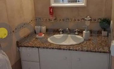 Excelente Casa En Venta con Piscina en Altos De Hudson I