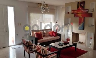 Excelente Casa En Venta con Piscina en Altos De Hudson I
