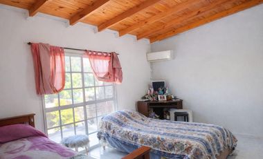 Casa en venta en Malvinas Argentinas, GBA Norte - 6 ambientes