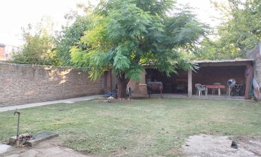 Casa en venta en Malvinas Argentinas, GBA Norte - 6 ambientes