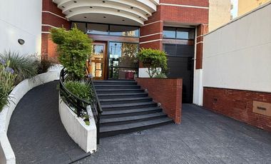 Departamento en venta Banfield - piso completo