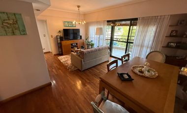 Departamento en venta Banfield - piso completo