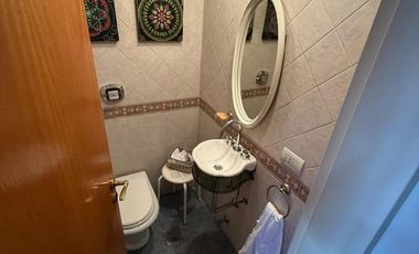 Departamento en venta Banfield - piso completo