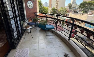 Departamento en venta Banfield - piso completo