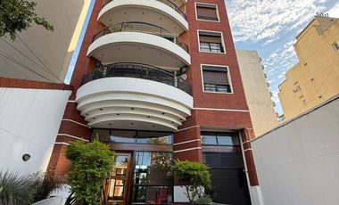 Departamento en venta Banfield - piso completo