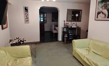 *Departamento Duplex Frente A Parque En Cercado De Lima*