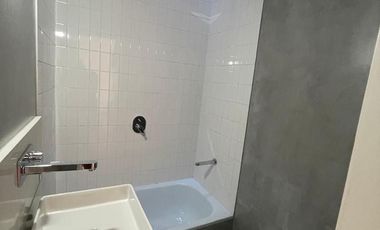 PH en  venta de 2 ambientes con patio