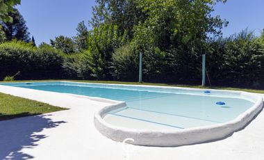 CASA QUINTA EN VENTA EN 20 DE JUNIO , PARQUE Y PILETA